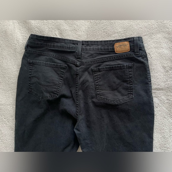 Black Signature Levi Strauss Women’s Jeans 16 Short - Picture 10 of 12